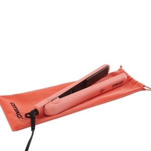 Amika Strand Perfect Ceramic Styler